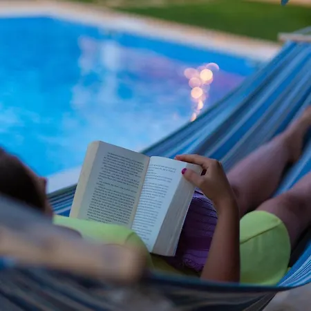 فيلة Stella مالينسكا